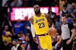 NBA历史月最佳入选次数排行:詹姆斯40次断档第一 科乔分列二三